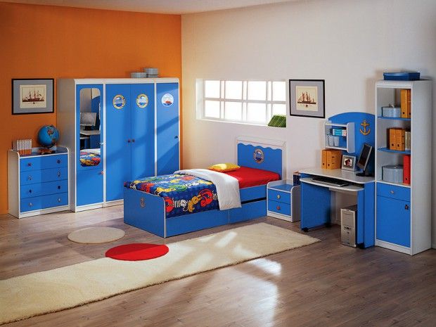 Különböző stílusok díszítik a gyermekek szobáját egy fiú számára