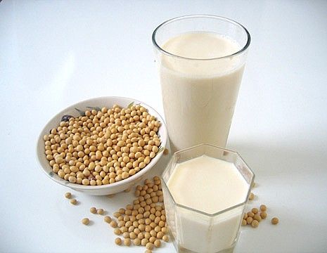 A szója tej nagyon káros a fogakra