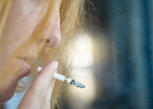 leszokott a dohányzásról és a mell növekedni kezdett a legegyszerűbb módszer a leszokásról